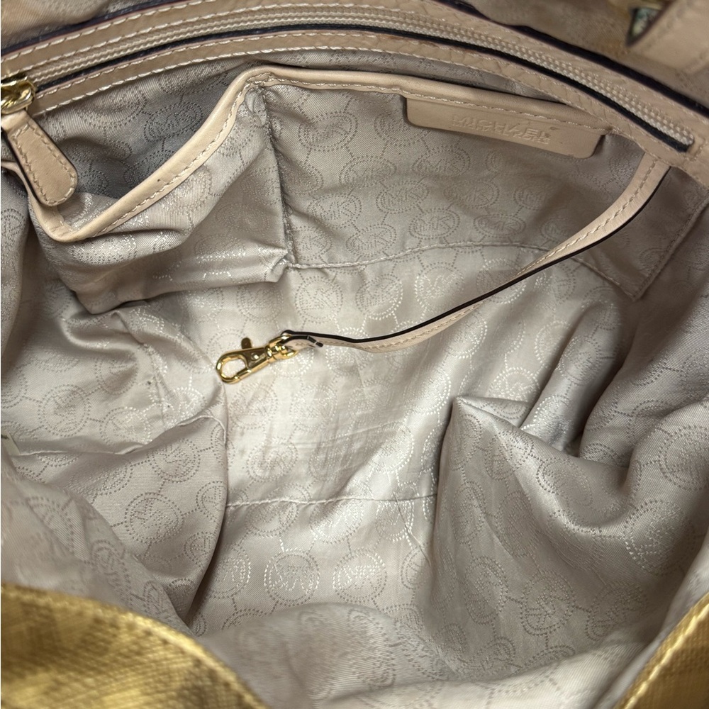 Michael Kors Jet Set East West Signature Gold Metallic Tote Purse Shoulder Bag - Picture 15 of 16